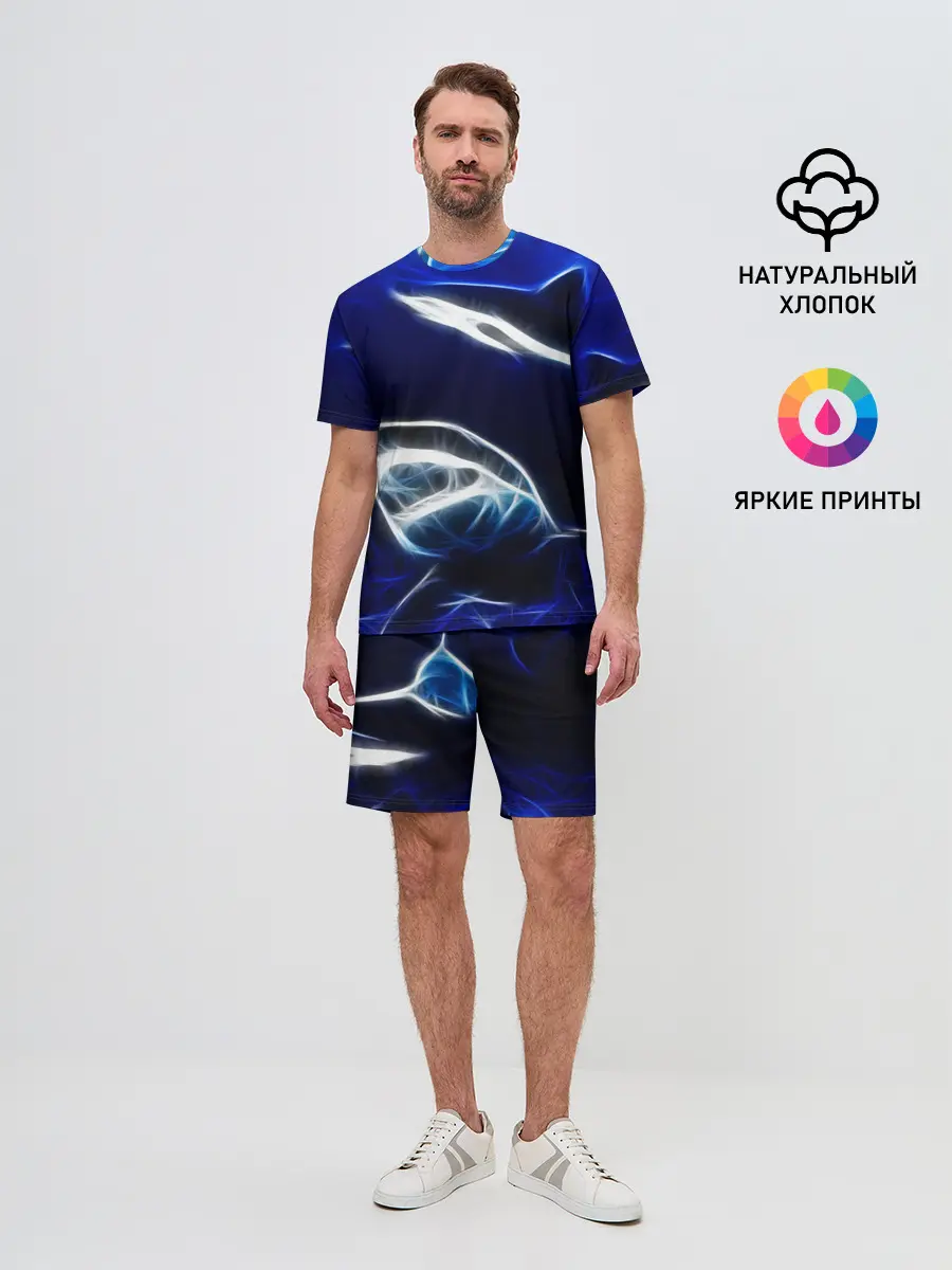 Мужской костюм с шортами / ДЕЛЬФИН В МОРЕ.