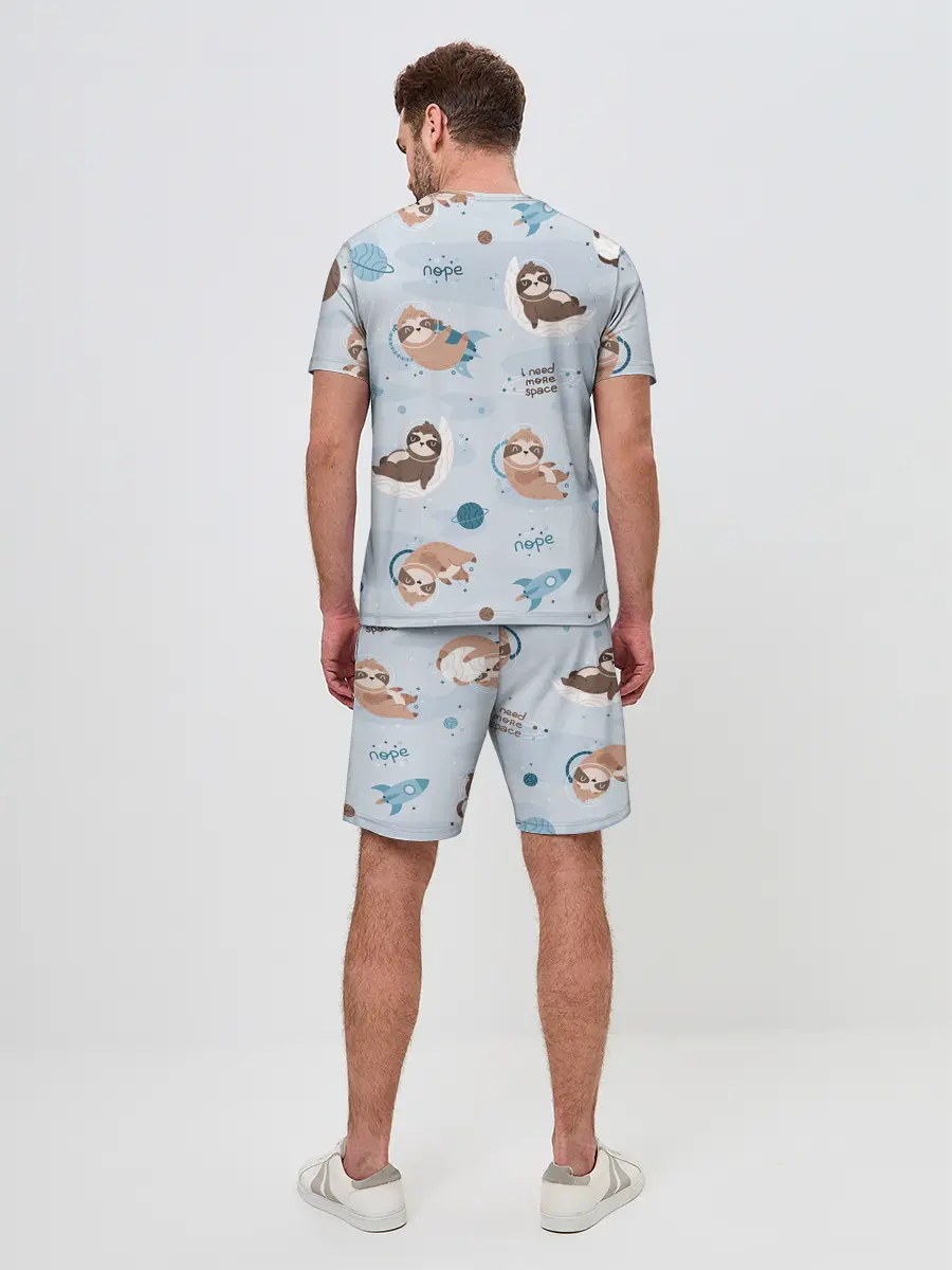 Мужской костюм с шортами / Паттерн ленивец космос полет