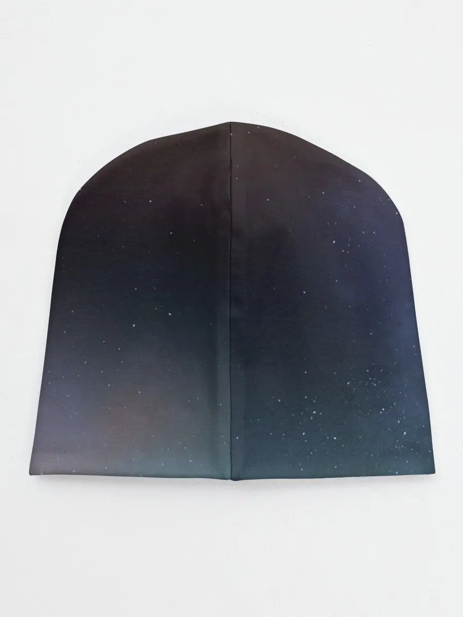 Детская шапка / Хатсуне сидит прикрыв глаза