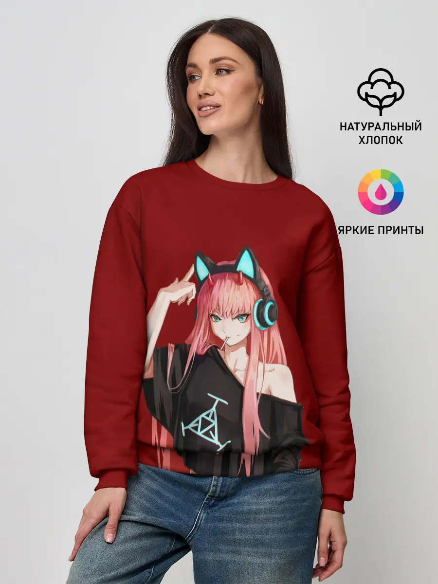 Женский свитшот / Zero Two в наушниках