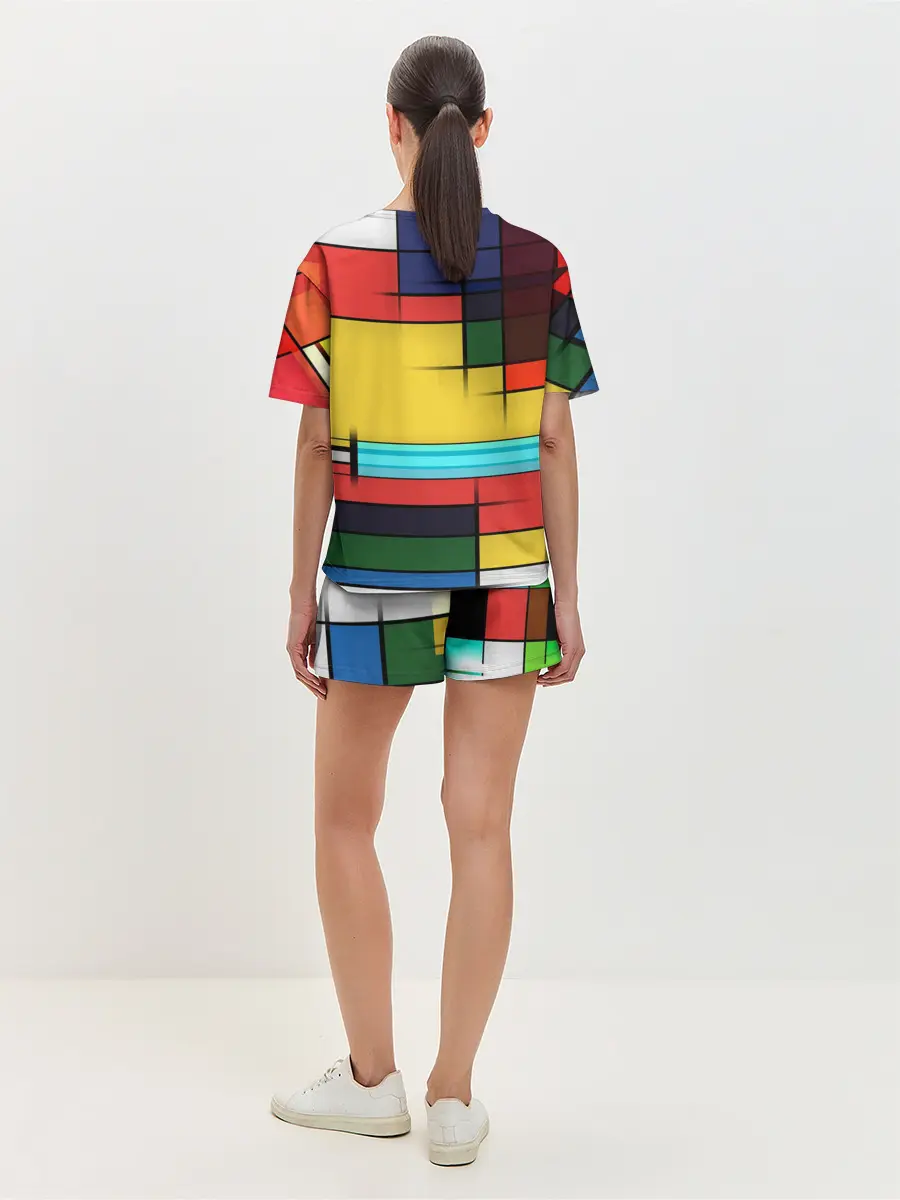 Женская пижама с шортами / абстрактные фигуры цвета