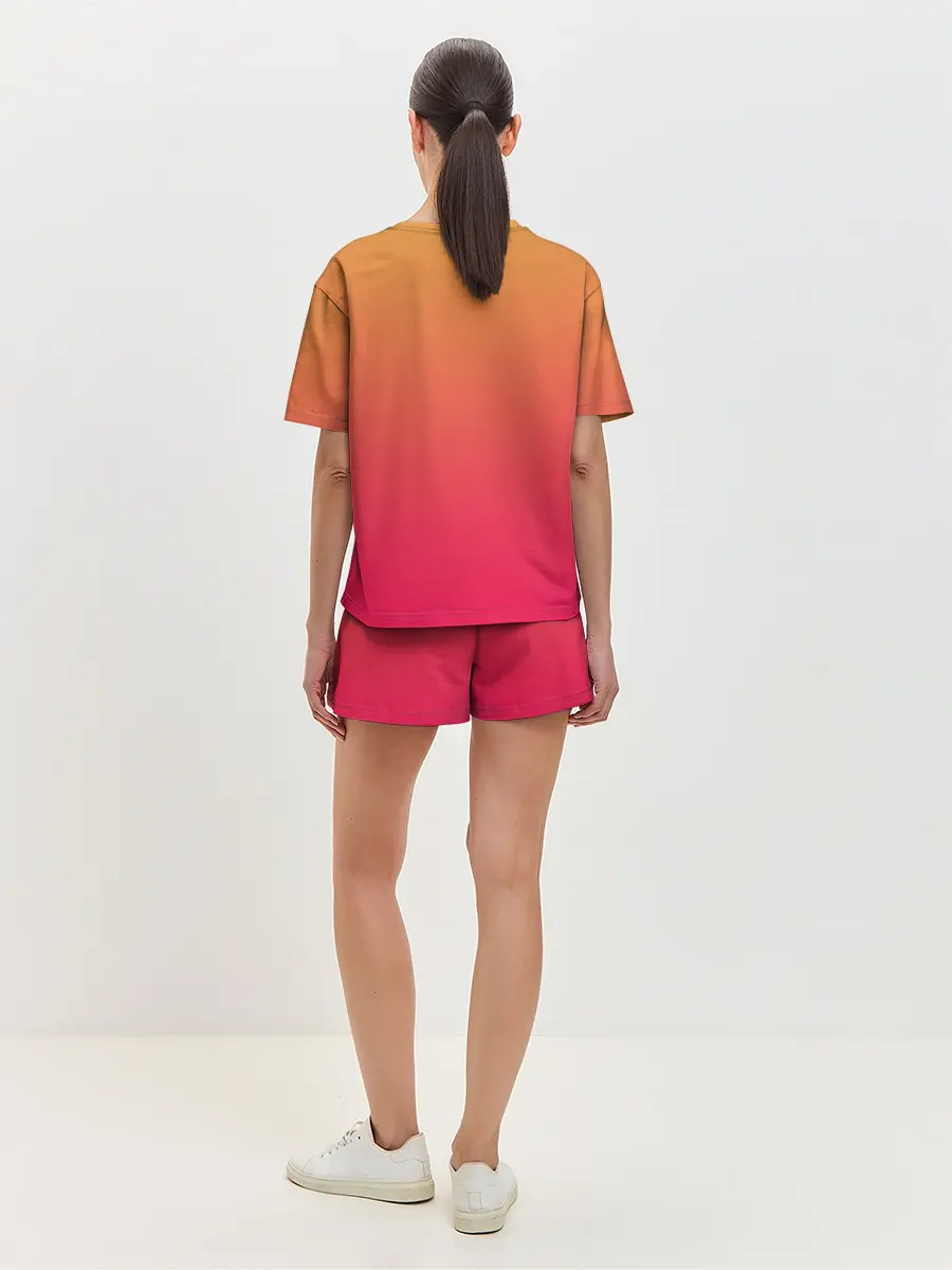 Женская пижама с шортами / сердечко из следов собаки