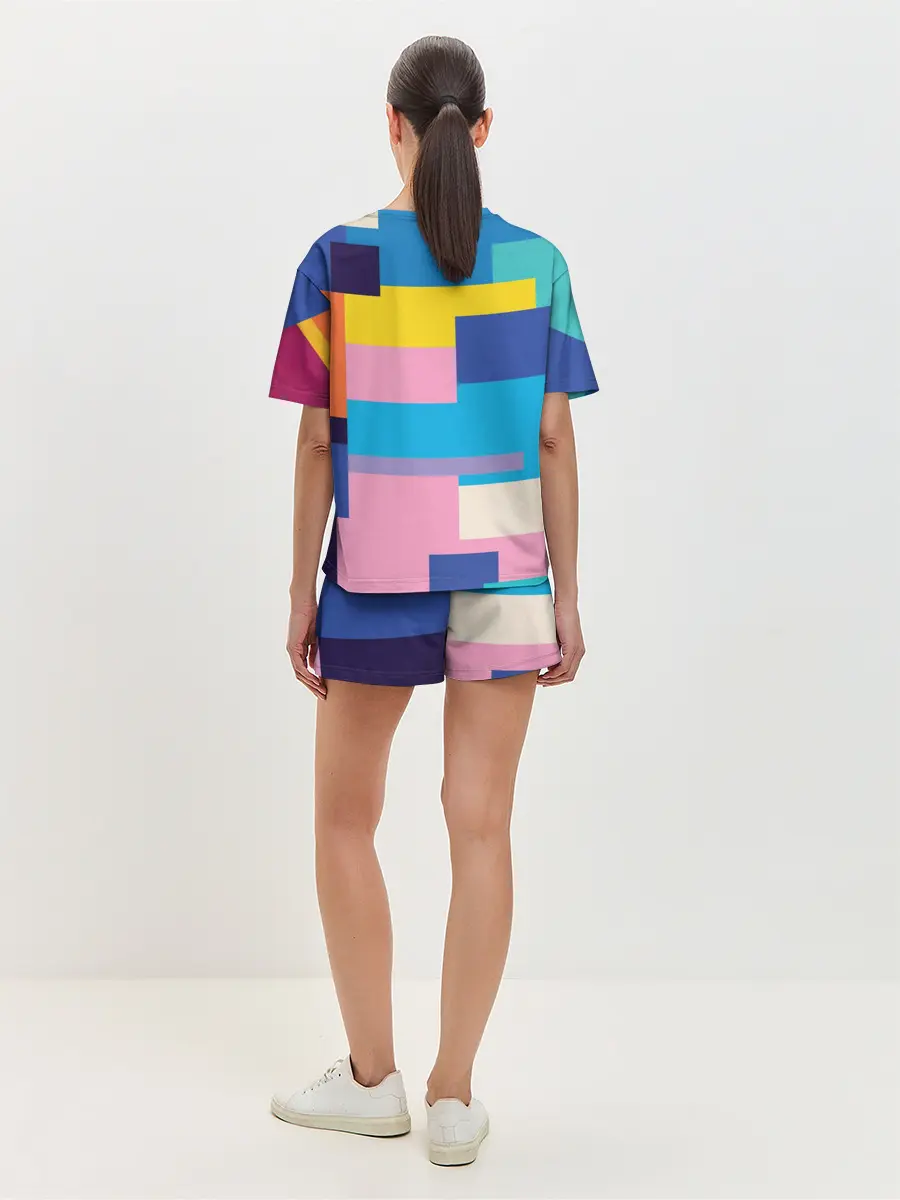 Женская пижама с шортами / Плавные узоры