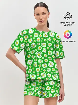 Женская пижама с шортами / Ромашки на зелёном фоне