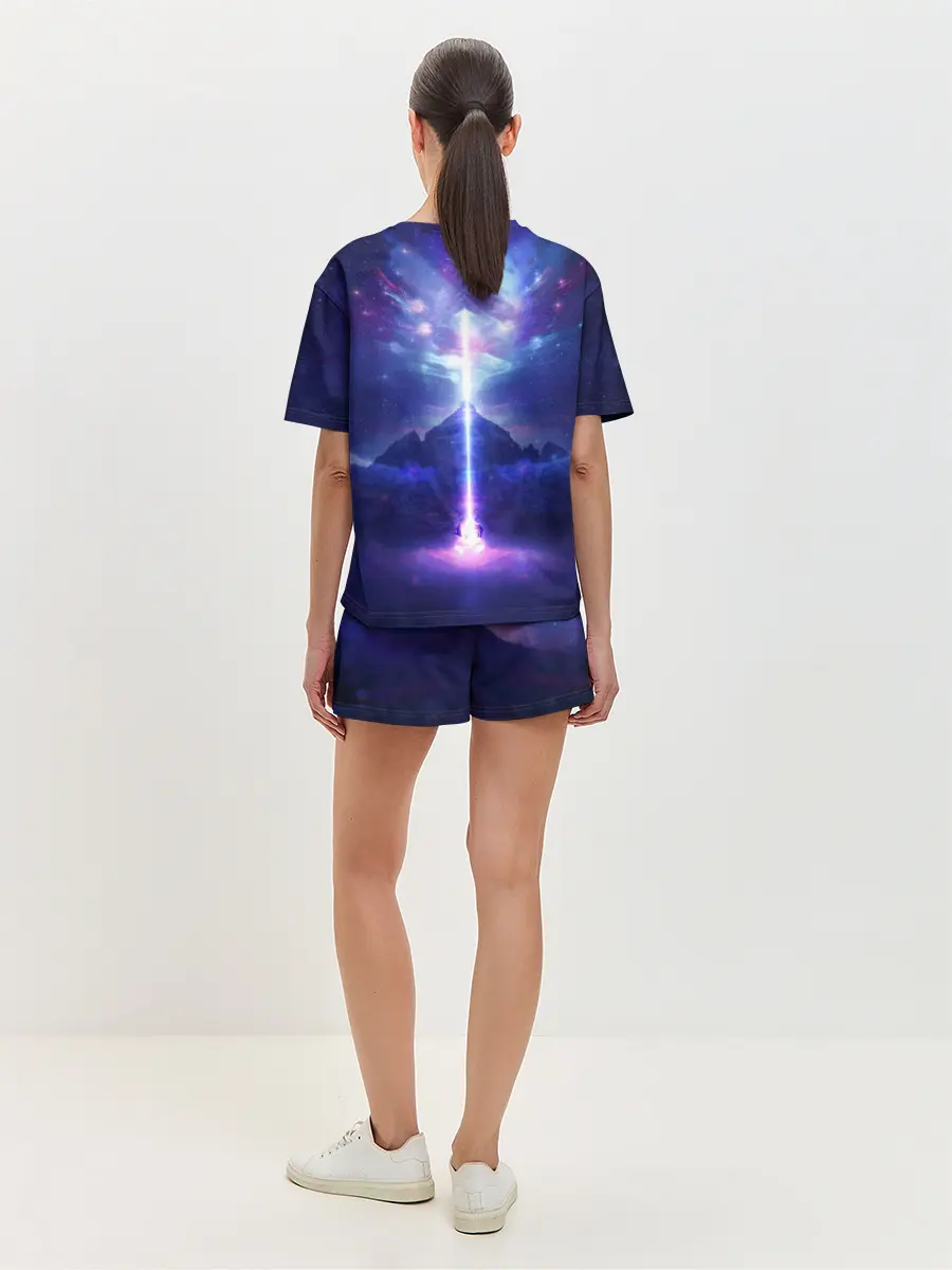 Женская пижама с шортами / Яркий взрыв в космосе