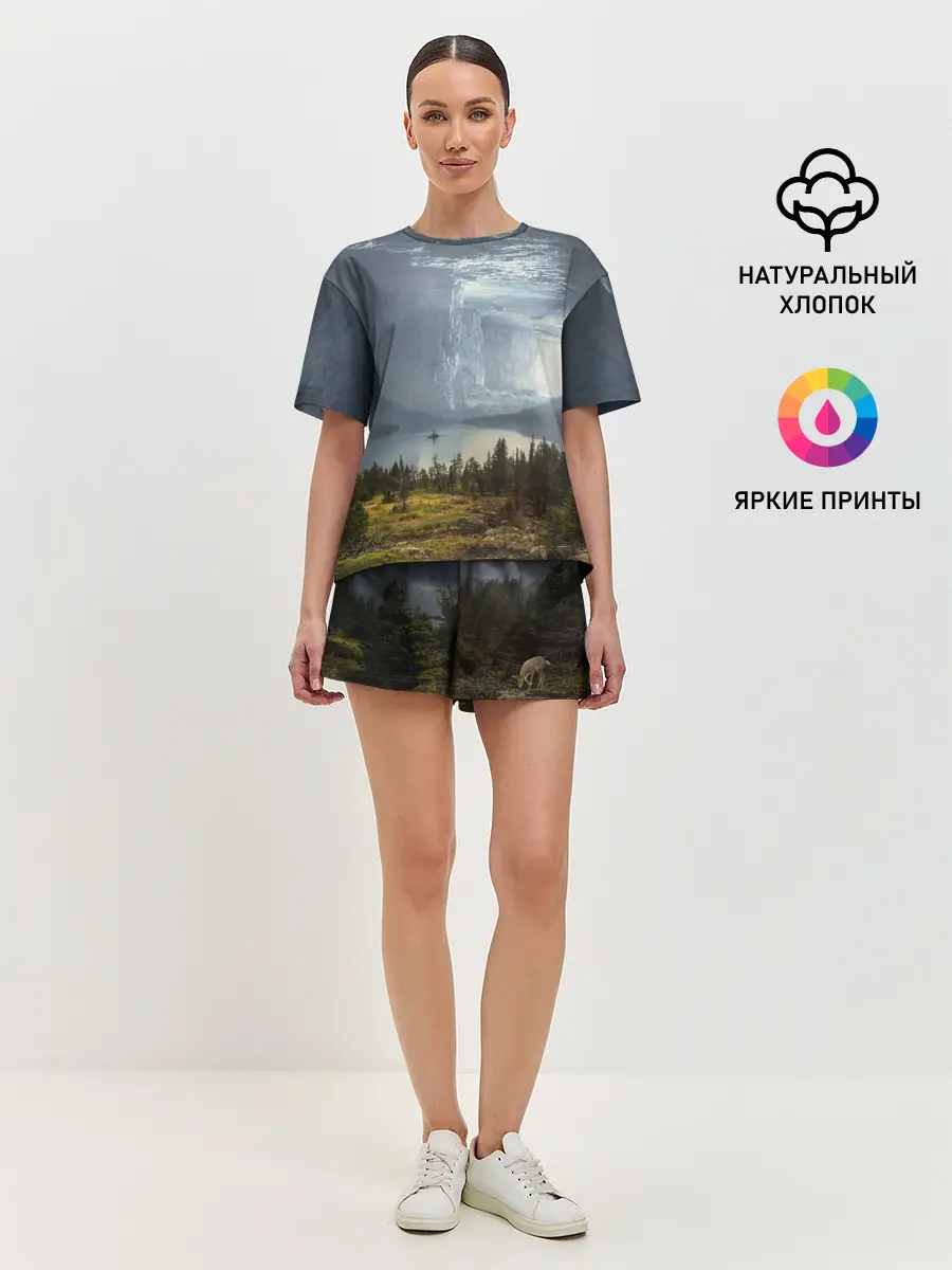 Женская пижама с шортами / Фантастический пейзаж
