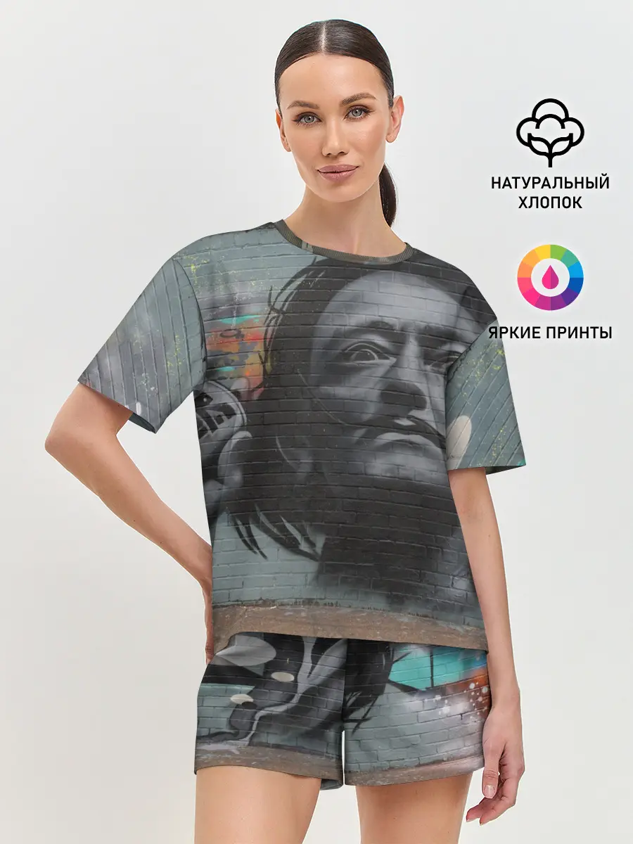 Женская пижама с шортами / Сальвадор Дали