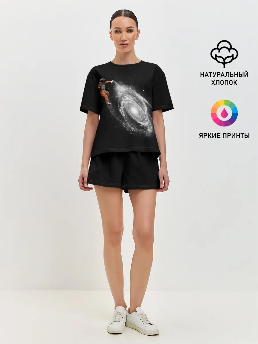 Женская пижама с шортами / Художник Космонавт