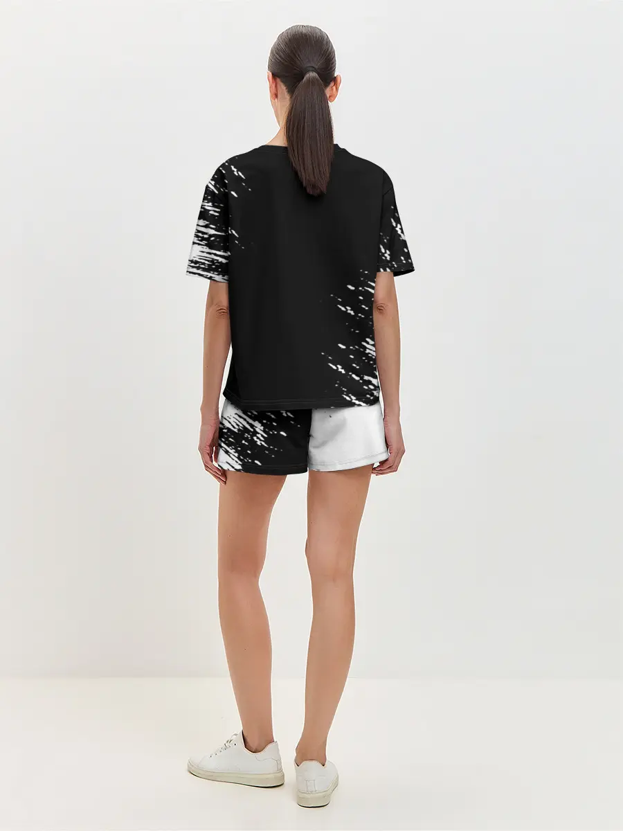 Женская пижама с шортами / Белый логотип Черный клевер на черном