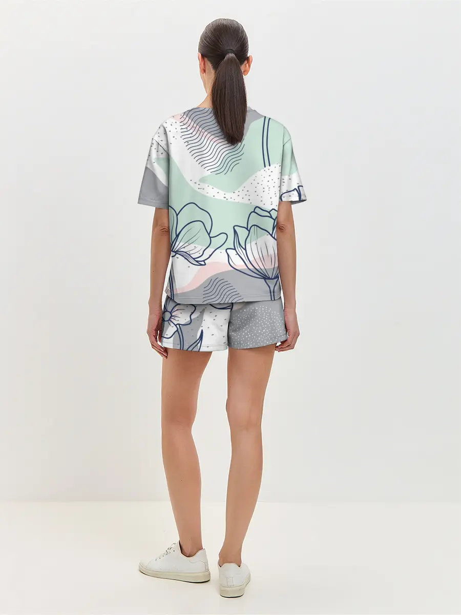 Женская пижама с шортами / Цветы