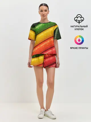 Женская пижама с шортами / Цветные линии