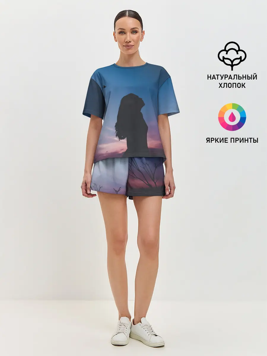 Женская пижама с шортами / Девушка