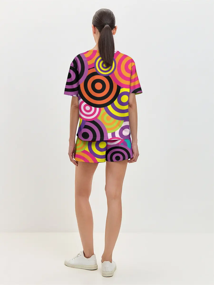 Женская пижама с шортами / Аннотация разноцветных кругов