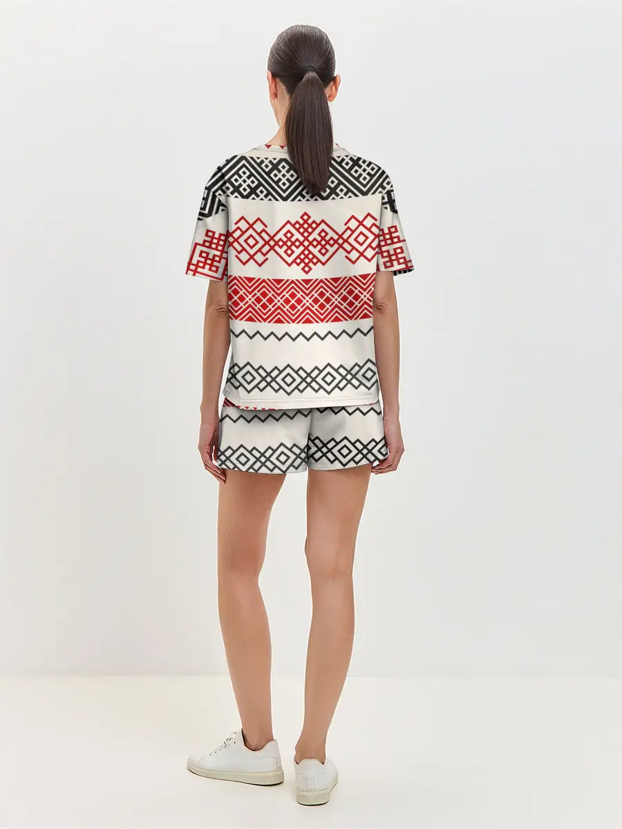 Женская пижама с шортами / Славянский узор красно-черный