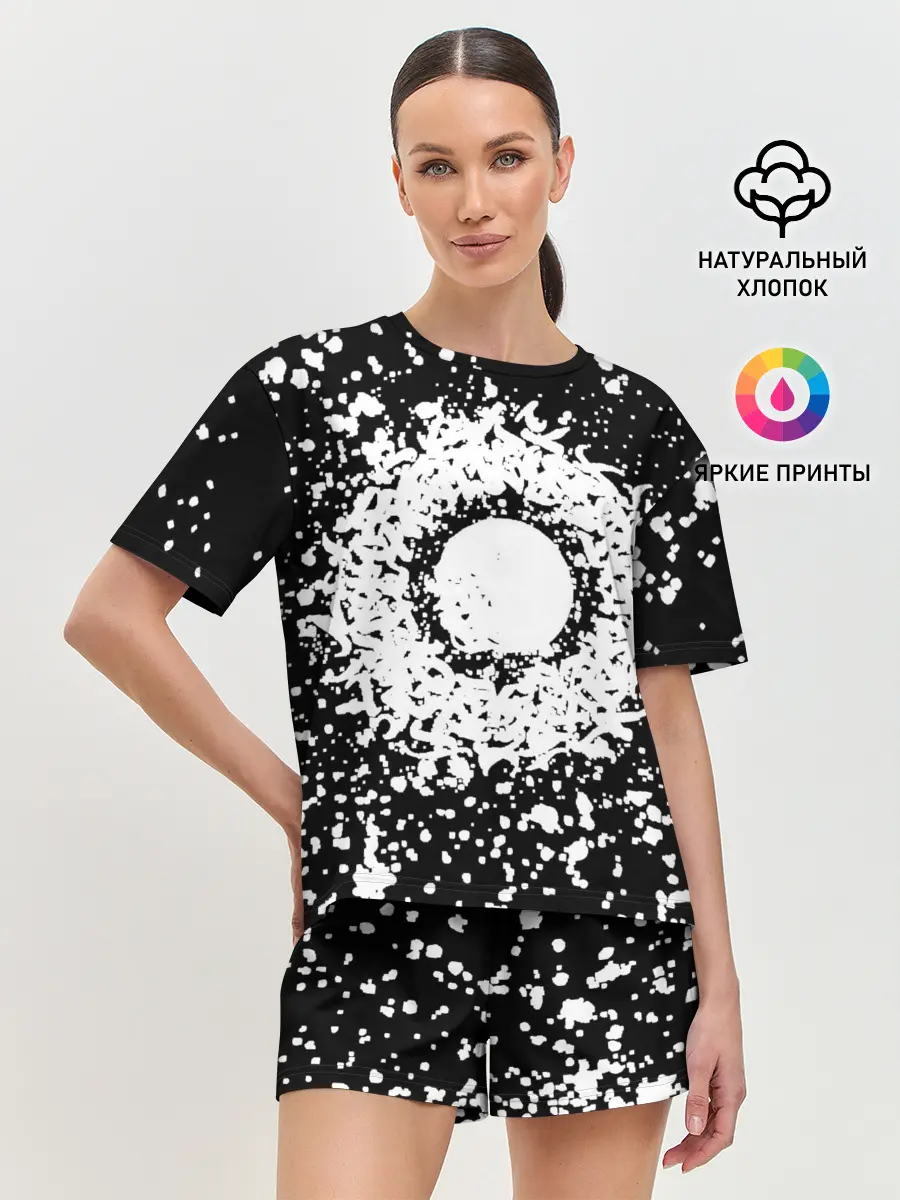 Женская пижама с шортами / Каллиграфия на чёрном фоне