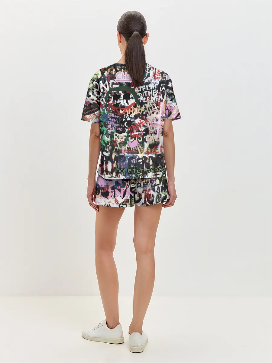 Женская пижама с шортами / Street graffiti