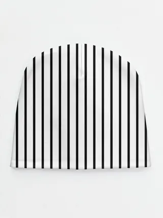 Детская шапка / Чёрные и белые полосы