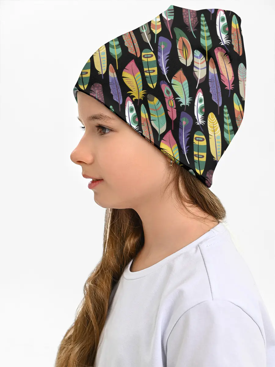 Детская шапка / Feathers 2022