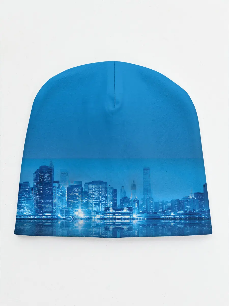 Детская шапка / вид на ночной мегаполис