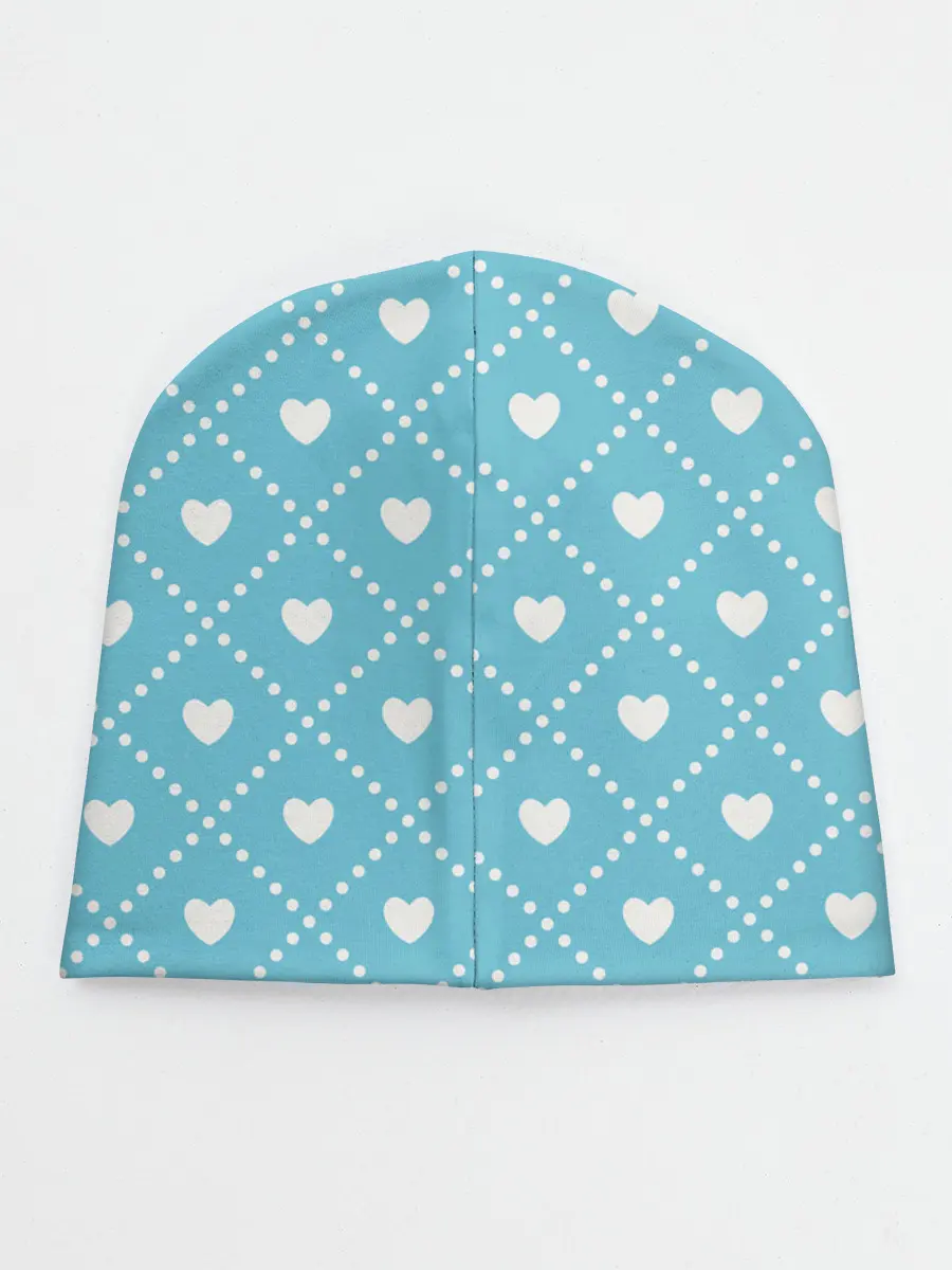 Детская шапка / Белые сердечки на голубом фоне
