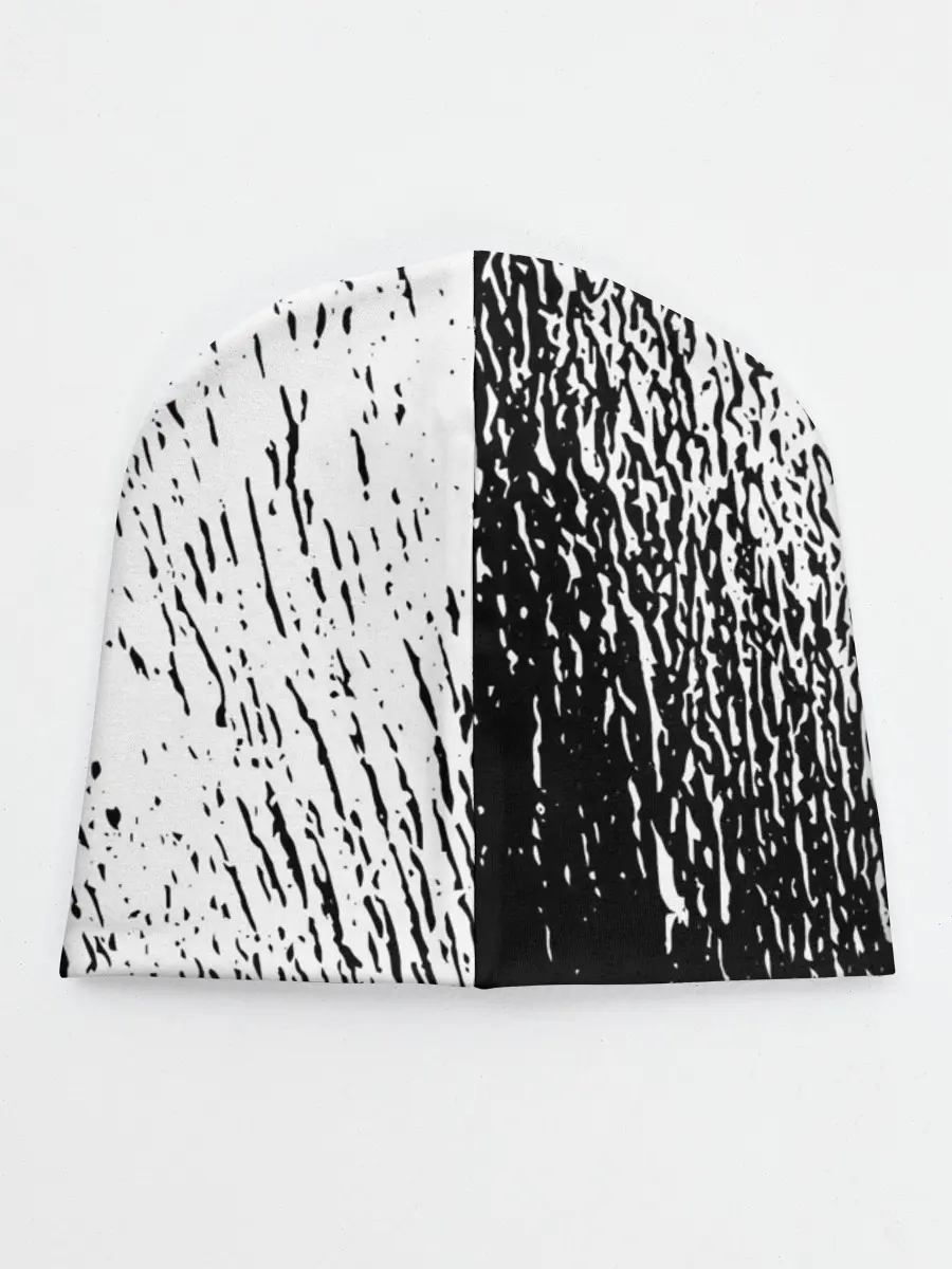 Детская шапка / Черный клевер на едко белом фоне