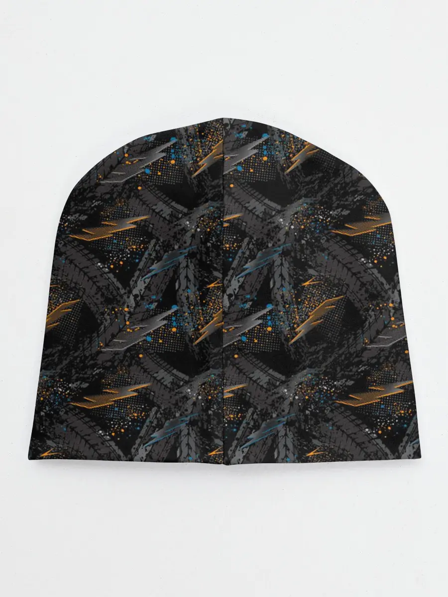 Детская шапка / Следы шин велосипеда