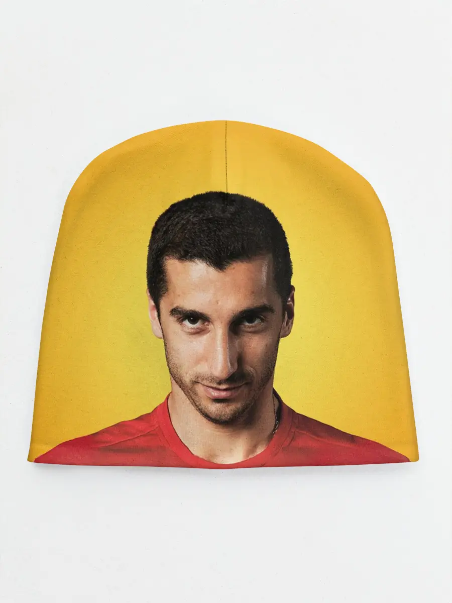 Детская шапка / Генрих Мхитарян