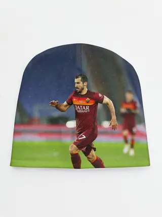 Детская шапка / Генрих Мхитарян