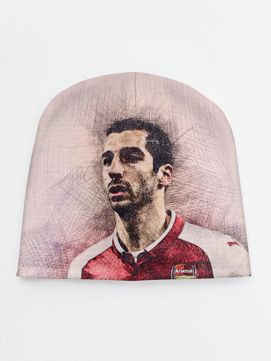 Детская шапка / Генрих Мхитарян