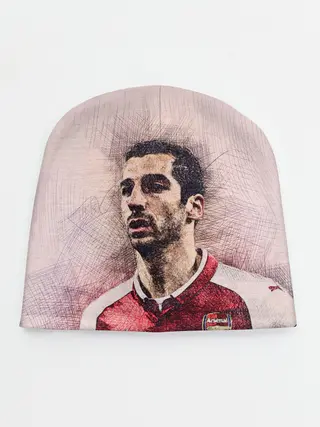 Детская шапка / Генрих Мхитарян