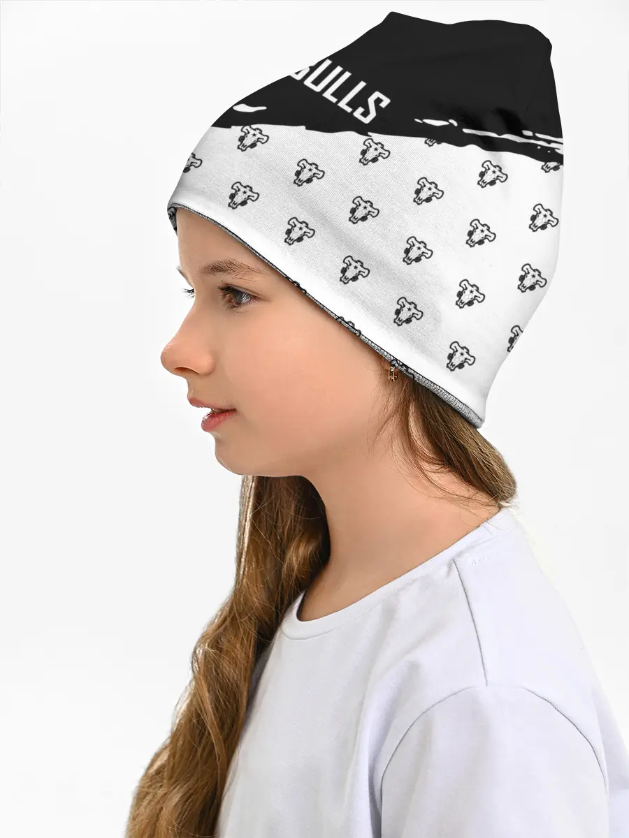 Детская шапка / Черные быки | Чёрный клевер