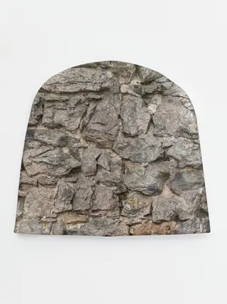 Детская шапка / Сломанная стена