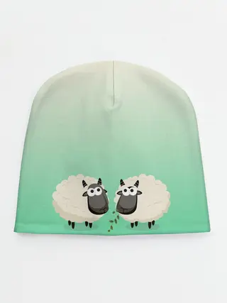 Детская шапка / две овечки пасутся на лугу