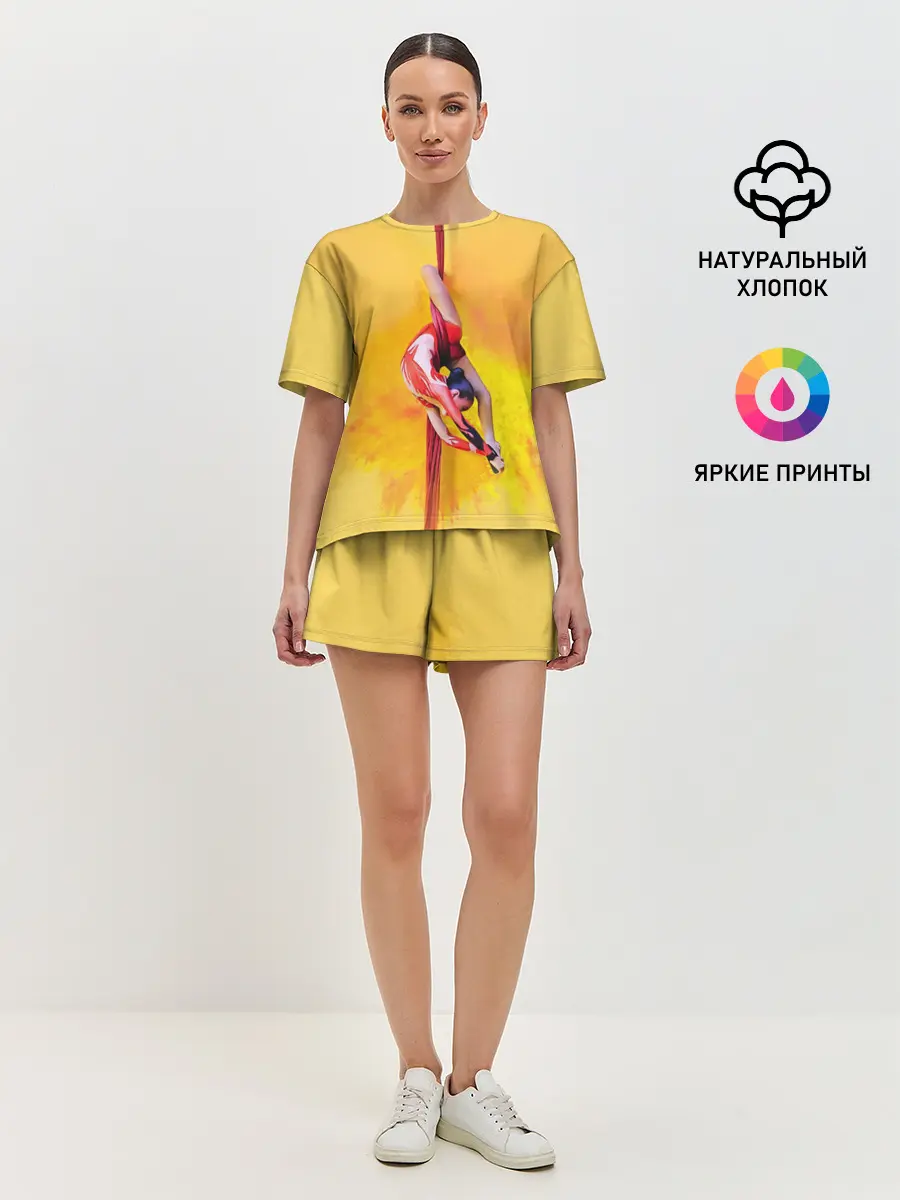 Женская пижама с шортами / Гимнастика на полотнах