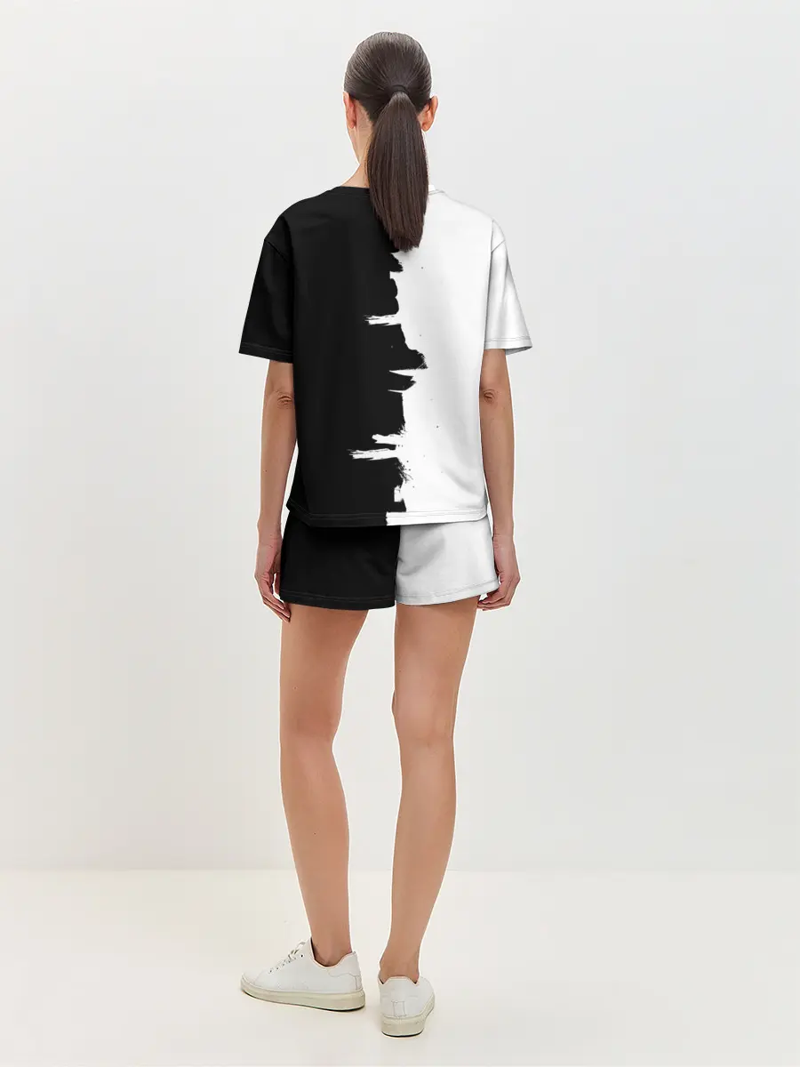 Женская пижама с шортами / Черным по белому