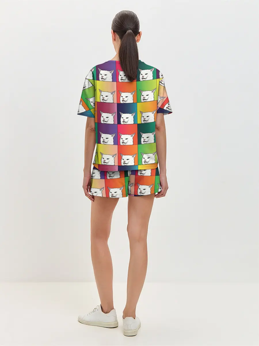 Женская пижама с шортами / Woman Yelling at Cat