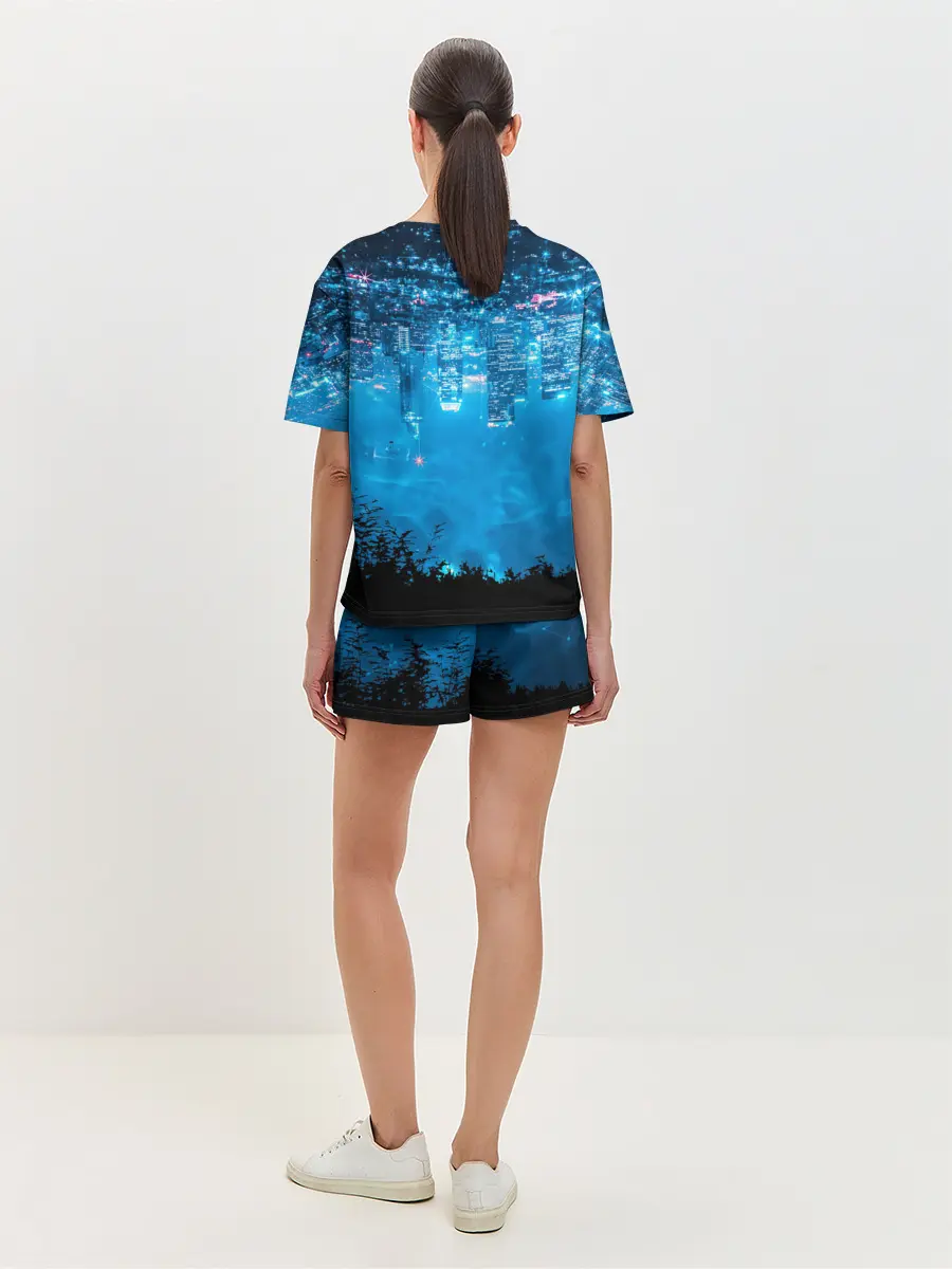 Женская пижама с шортами / Перевернутый Мир