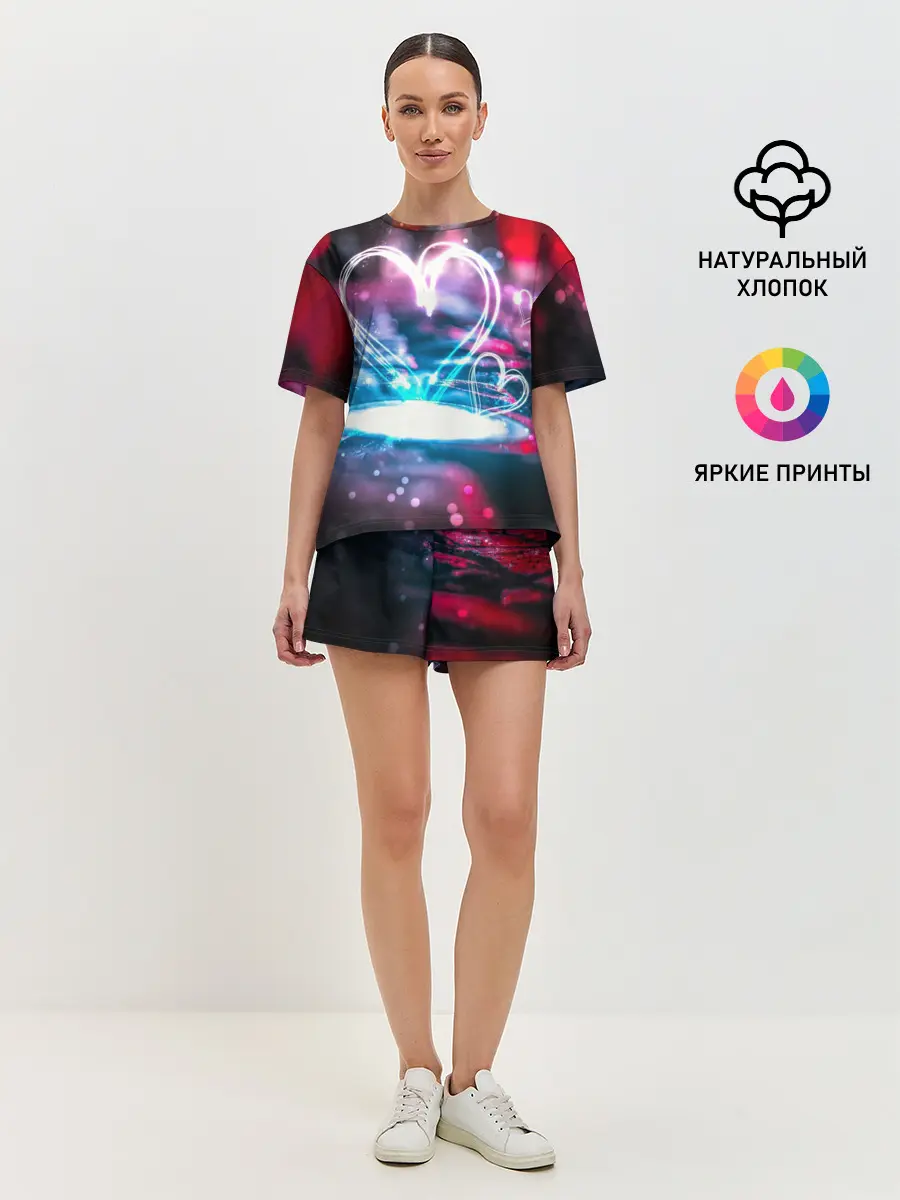 Женская пижама с шортами / Неоновое сердце