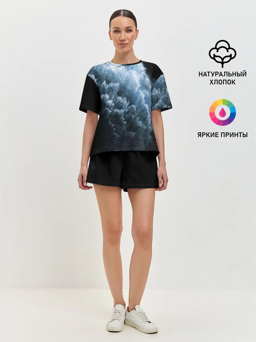 Женская пижама с шортами / Обои iPhone 11 Pro