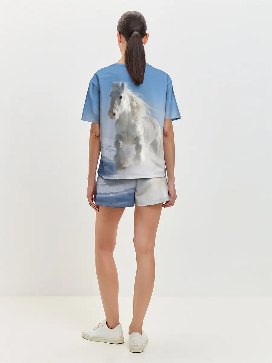 Женская пижама с шортами / Белый скакун