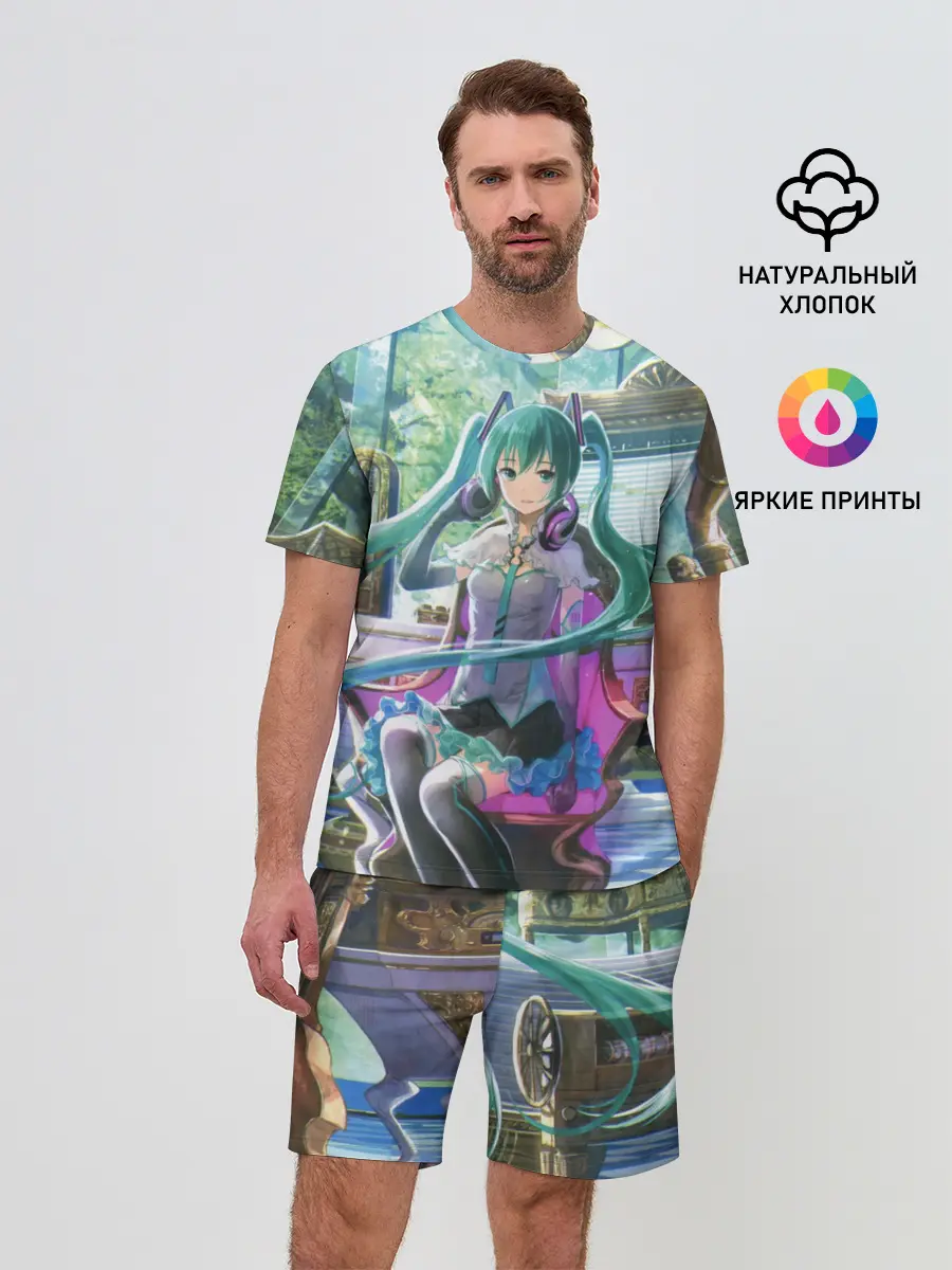 Мужской костюм с шортами / Мика Хацуне за фортепиано