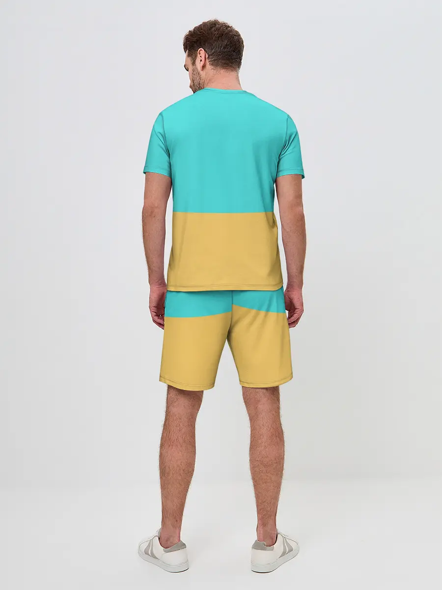 Мужской костюм с шортами / Пирамиды Египта