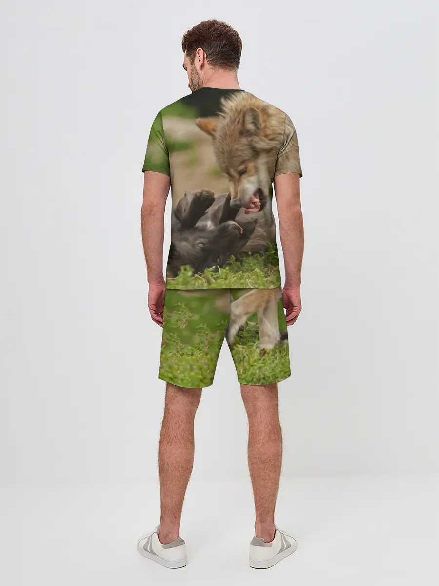 Мужской костюм с шортами / Волки