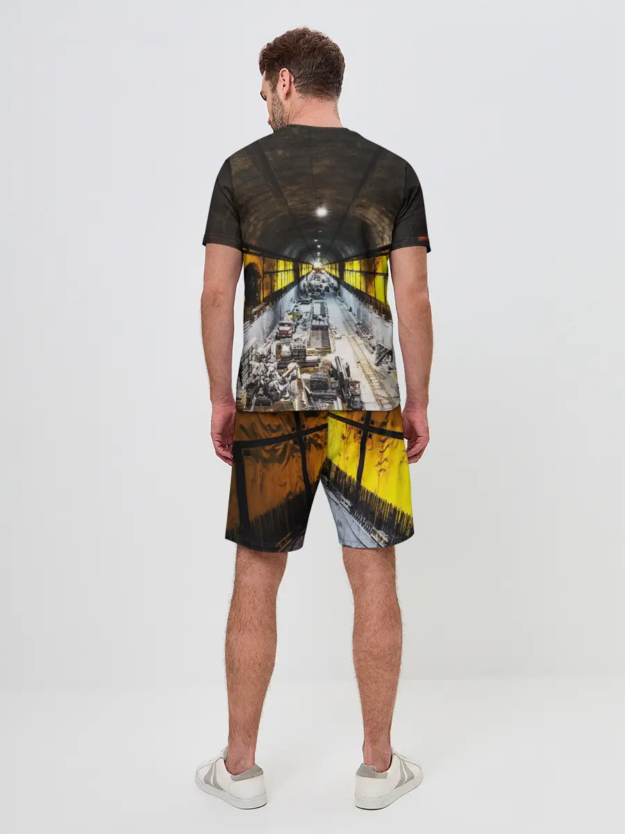 Мужской костюм с шортами / METRO EXODUS EXCLUSIVE