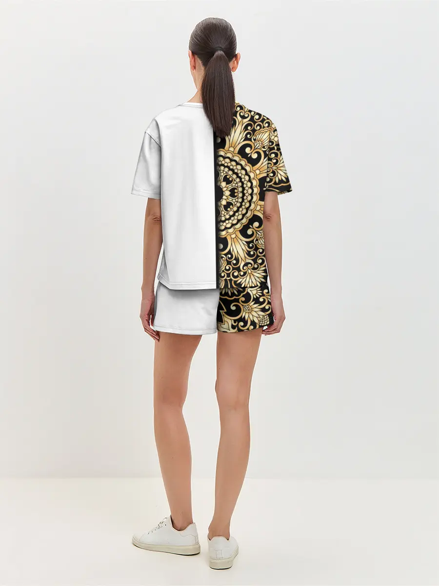 Женская пижама с шортами / Белое на черном