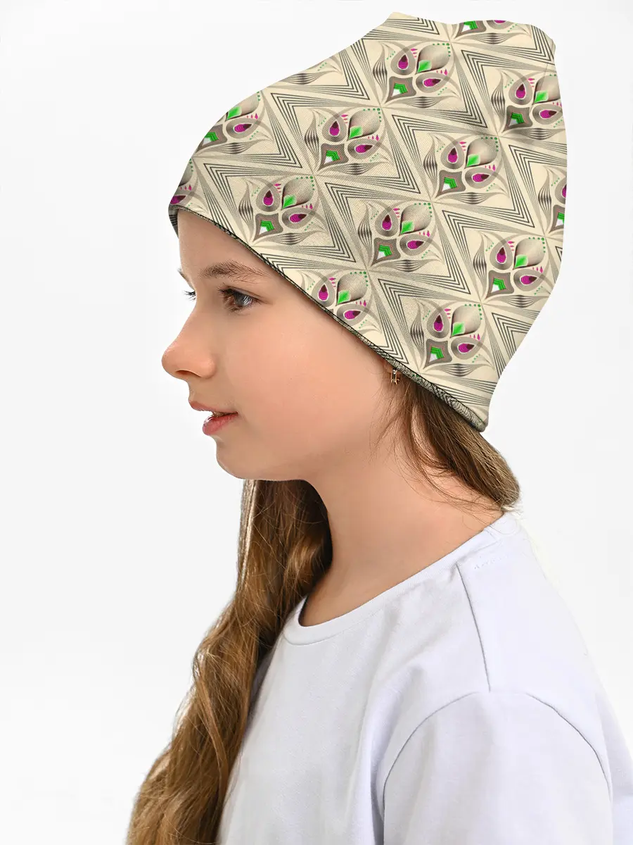 Детская шапка / Арт деко на бежевом фоне