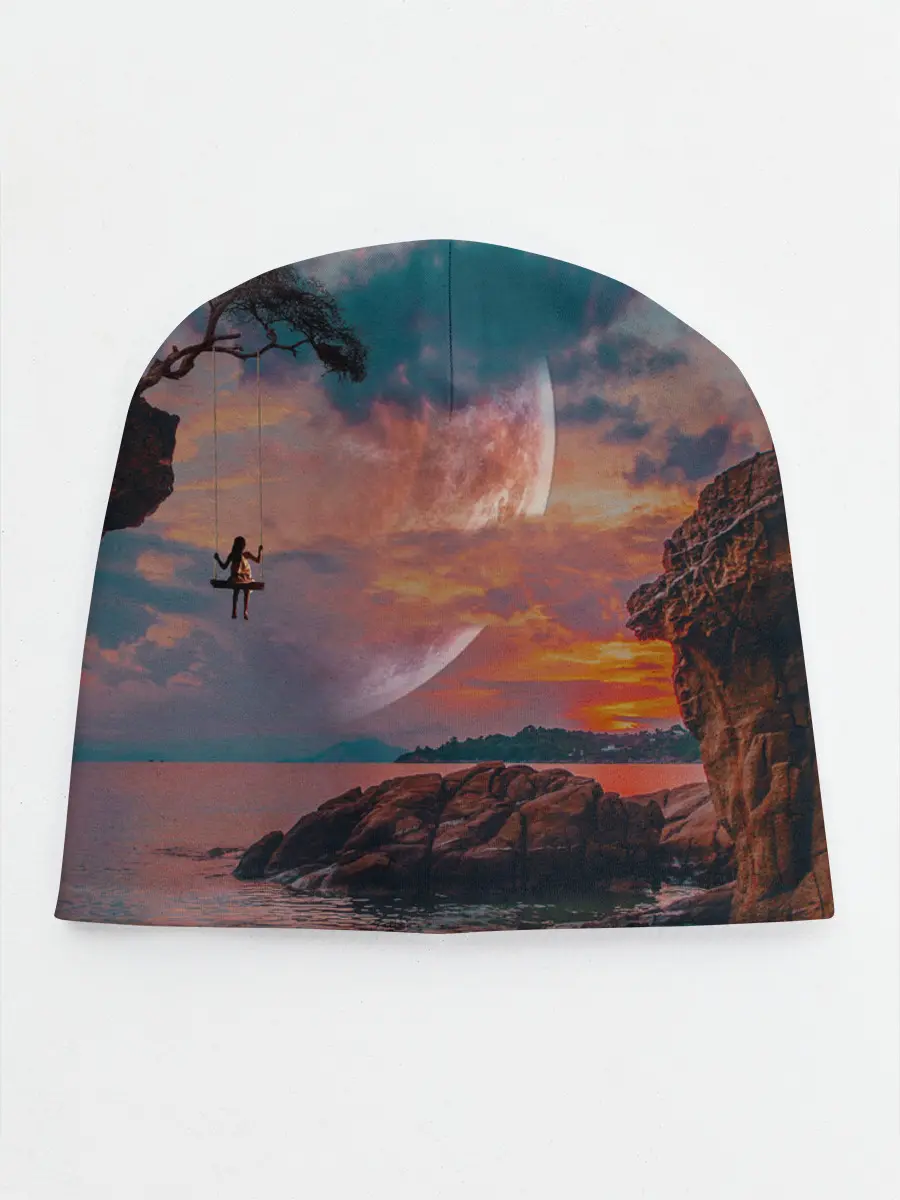 Детская шапка / закат на качелях