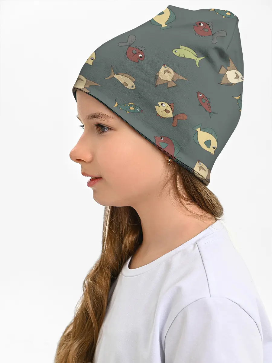 Детская шапка / Морские рыбки на зеленом фоне