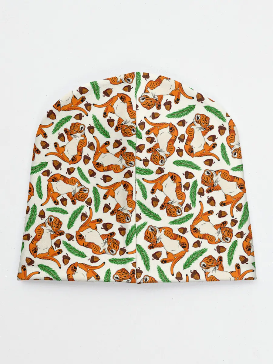 Детская шапка / Тигрята, еловые ветки и желуди