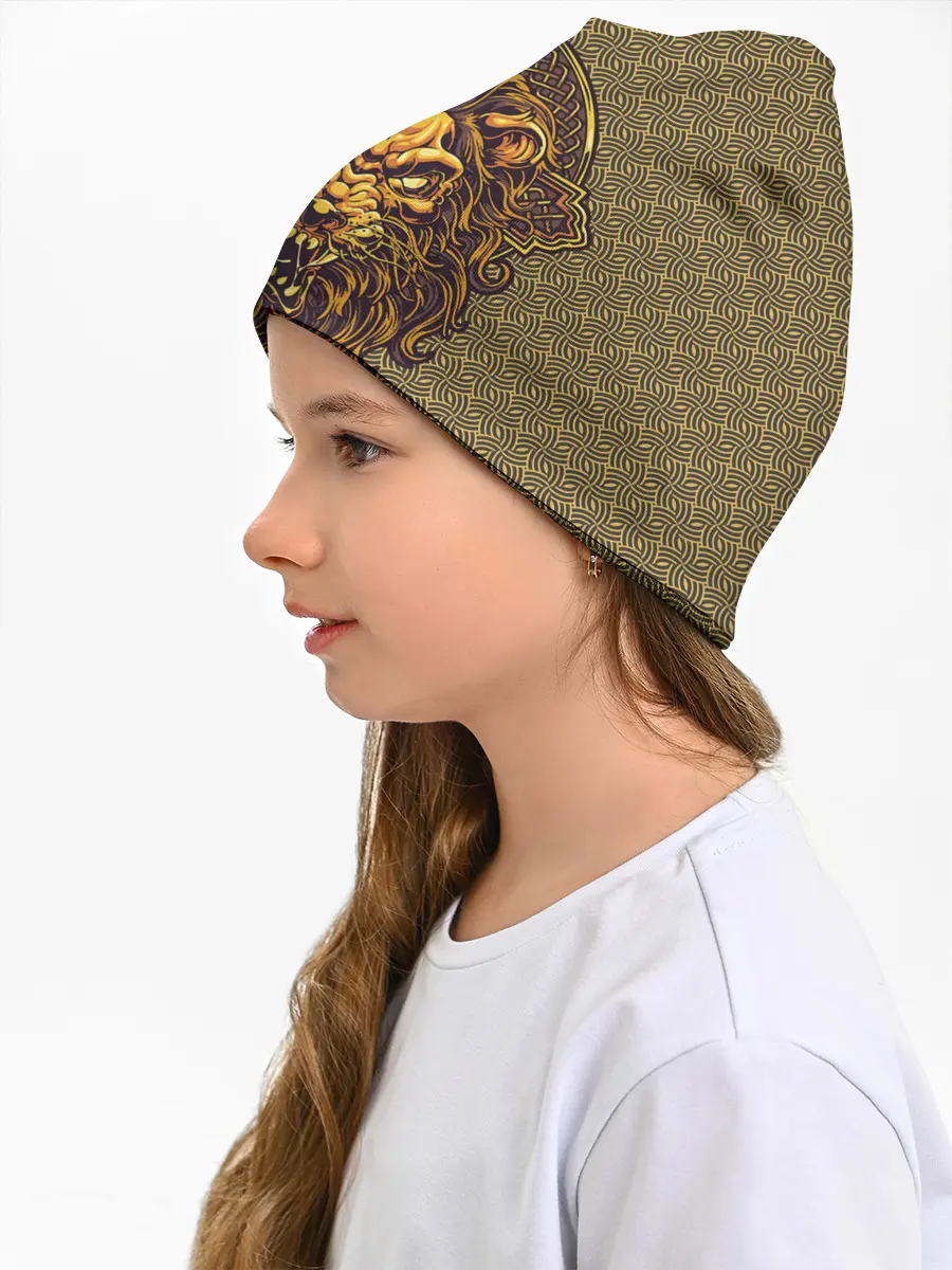 Детская шапка / Золотой лев на кресте